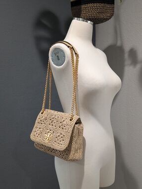 Rare Tory Burch Willa Crochet Small Shoulder Bag - Island Palm / Straw